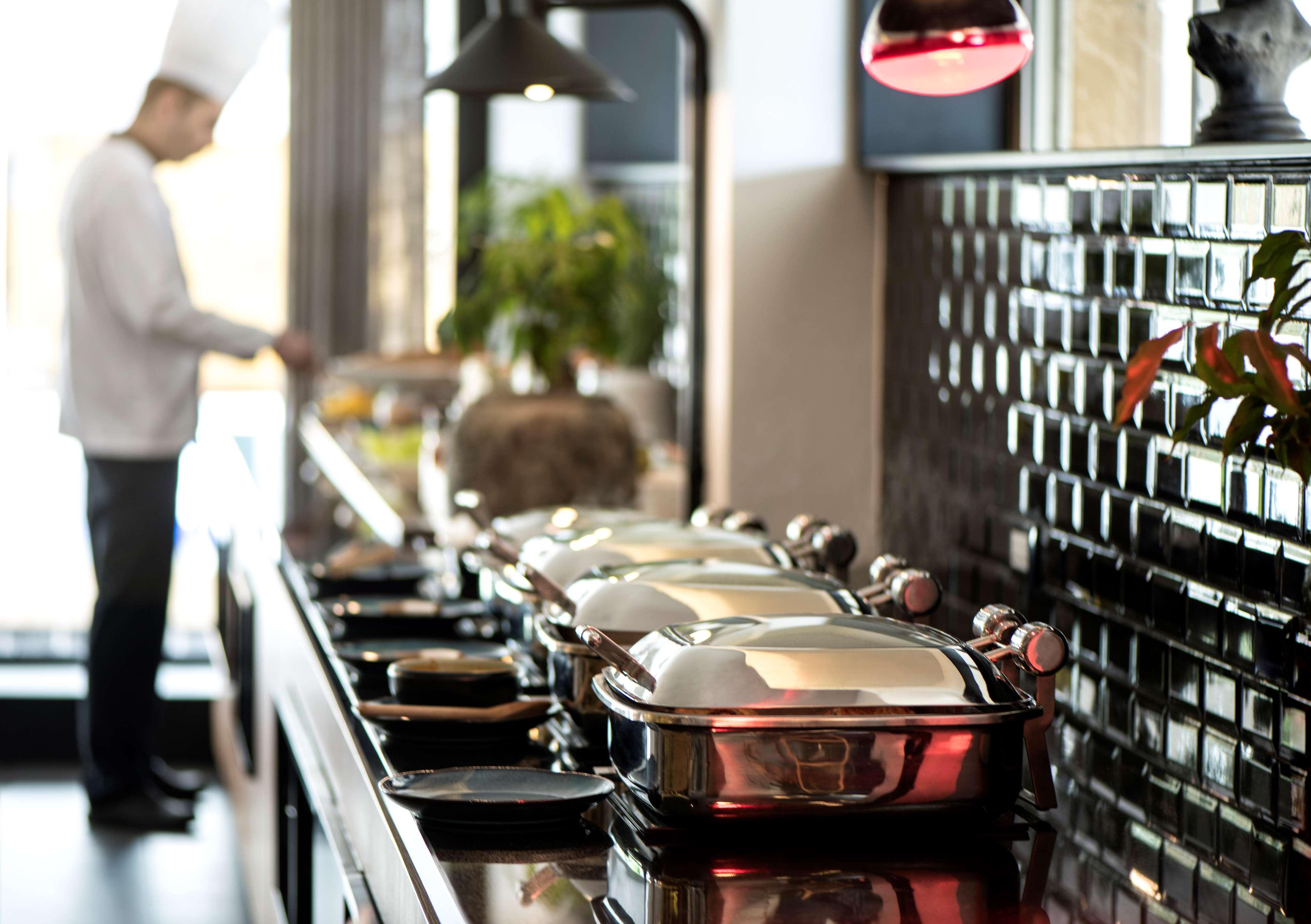 Hotel Radisson Blu Hotel, Verdun 5*