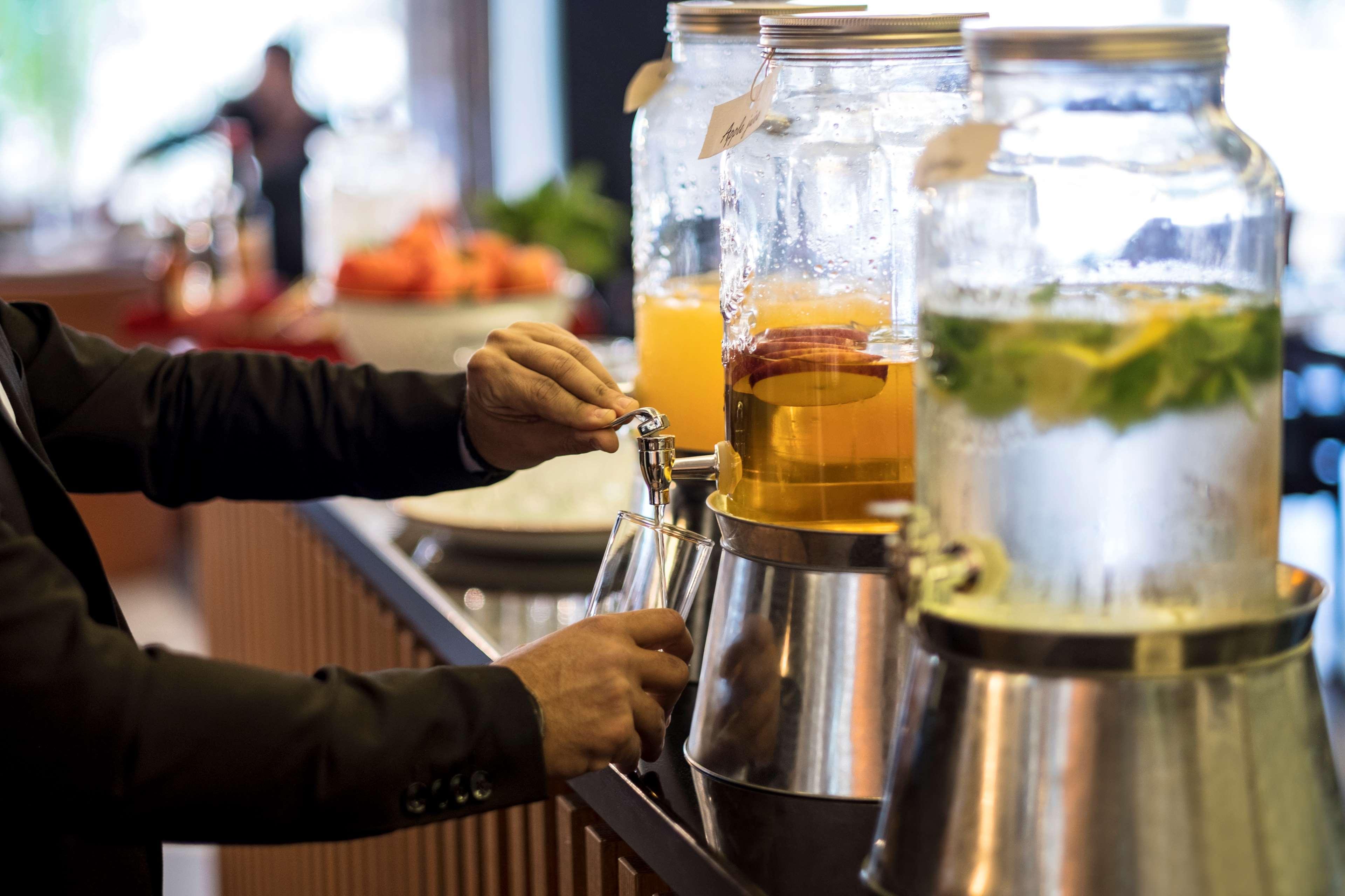 Radisson Blu Hotel, Verdun Hotel 5*